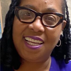 Meet your Posher, Jacqueline